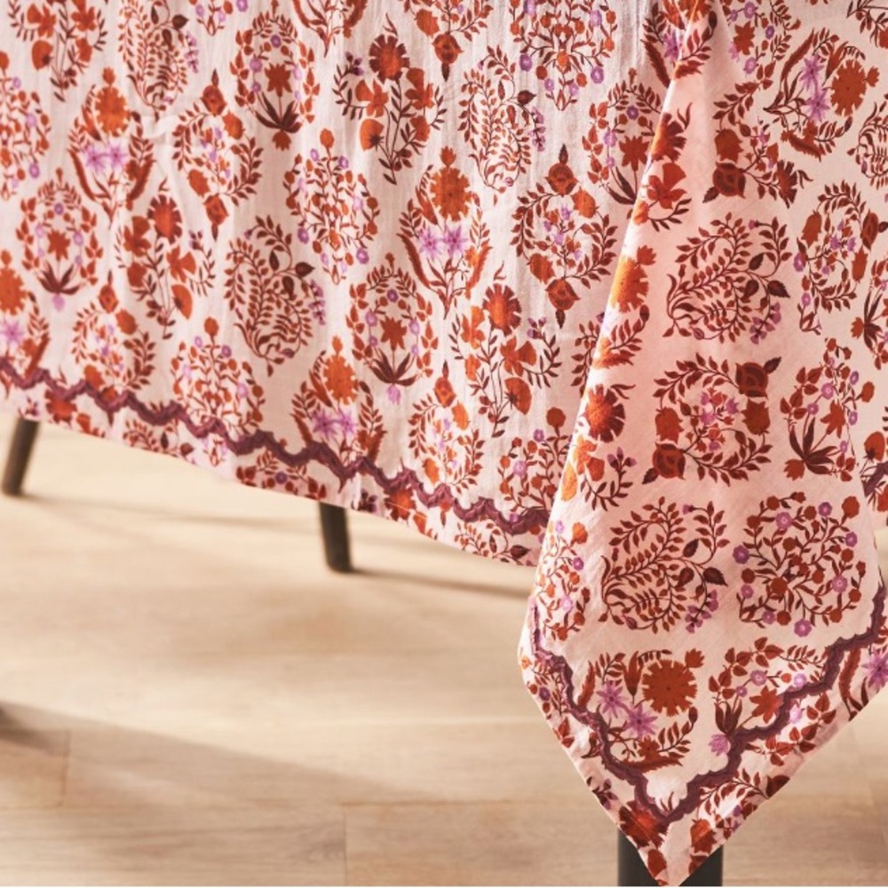 Meera table runner - Picture 4 of 9